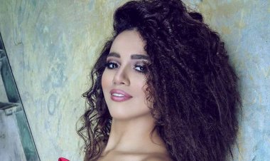 سمية درويش تهاجم ارتداء الفنانين للحلق والجونيلا