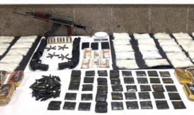 مصرع 4 عناصر شديدة الخطورة وضبط مواد بقيمة 97 مليون جنيه







 