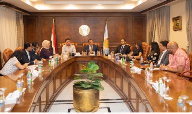 حزب الشعب الجمهوري يعقد اجتماعًا تنظيميًا مع أعضائه في تنسيقية شباب الأحزاب والسياسيين 