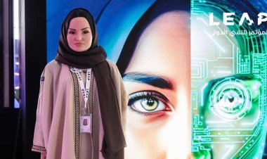سارة.. روبوت نسائي بالسعودية يفتقد للحديث في السياسة والجنس