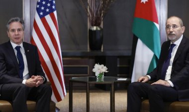 اتصال عاجل بين وزير الخارجية الأمريكي ونظيره الأردني بشأن الهجوم الإيراني