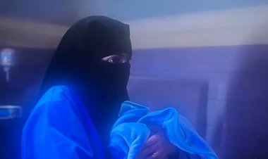 مستشهدا بمسلسل  حكاية نرجس.. خالد منتصر يدعم منع النقاب في مستشفيات قصر العيني