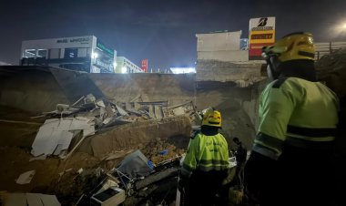  انهيار ارضى داخل محطة وقود فى منطقة التجمع