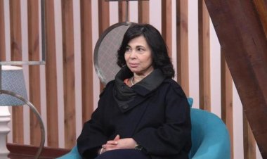 لبنى ونس: علاقتي بأمي لم تكن جيدة.. وتعرضت للتحرش من صاحب والدي