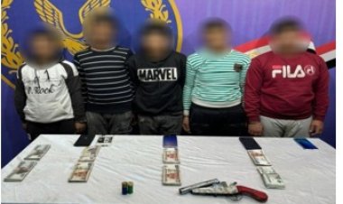 القبض على 5 أشخاص لسرقتهم أموال من داخل شركة سيارات بمنطقة الساحل  