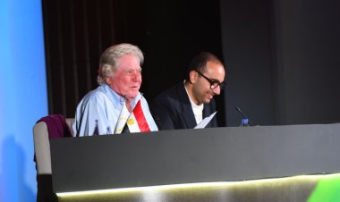 نجوم الفن يتصدرون المؤتمر الصحفي لمهرجان القاهرة السينمائي الدولي برئاسة حسين فهمي