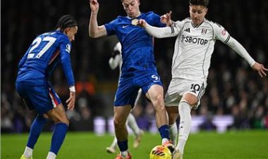 بعشرة لاعبين.. تشيلسي يسقط أمام فولهام في الدوري الإنجليزي