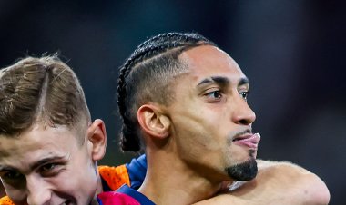 برشلونة يتوج بكأس السوبر الإسباني بخماسية أمام ريال مدريد