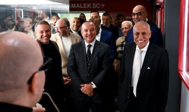 "لبيب" يطالب نجوم الزمالك بعرض مقتنياتهم التاريخية في متحف النادي