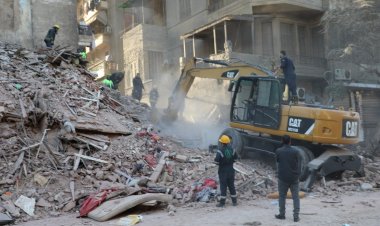 ارتفاع عدد ضحايا انهيار عقار العباسية إلى 6 متوفين والبحث عن مفقودين 