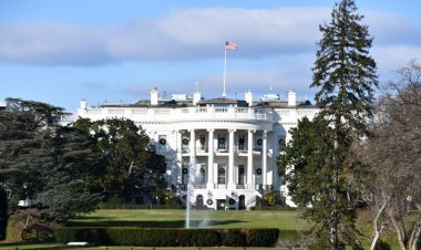 «البيت الأبيض»: لا نرى مؤشرات على استعداد روسيا لاستخدام أسلحة نووية بـ«أوكرانيا»