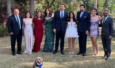 «ربنا يسعدهم».. أول تعليق من هاني رمزي بعد خطوبة نجله