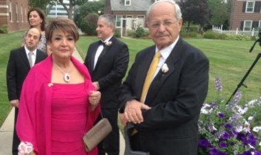 قبل وفاته.. زوج الإعلامية سناء منصور في رسالة لها: «أحسن ست وأحسن طباخة ومذيعة»