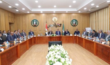 وزير التعليم يشدد على حصر الغياب يوميًا والعمل على جذب الطلاب للمدرسة