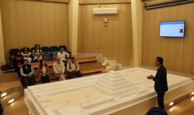 نائب محافظ الجيزة تشهد فعاليات الاحتفال بالذكرى 18 لافتتاح متحف إيمحتب بسقارة