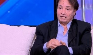 حمدي الوزير يرد على شائعات وفاته: "موتوني كذا مرة.. ومبمشيش ورا الكلام ده"