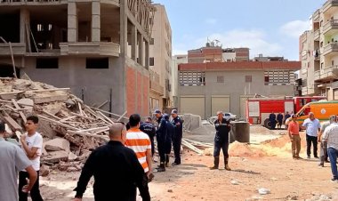 محافظة الدقهلية تكشف ملابسات انهيارعقار قديم وإصابة عاملين بدكرنس (صور)