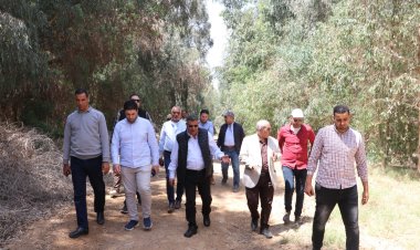 رئيس جهاز مدينة السادات يتفقد أعمال رفع كفاءة الطرق ومحطات معالجة الصرف الصحي