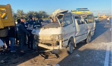 مصرع سيدة وإصابة 7 آخرين في حادث تصادم ميكروباص وتريلا بالطريق الصحراوي