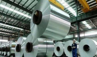 وزير قطاع الأعمال يعلن إنشاء مصنع جديد للألومنيوم