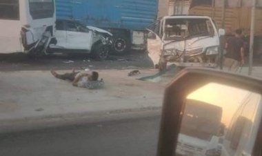 إصابة 11 شخصًا إثر اصطدام سيارة نقل بـ10 سيارات متوقفة أعلى الدائري