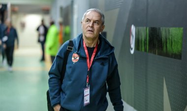 تشكيل الأهلي الرسمي لمباراة طلائع الجيش في الدوري