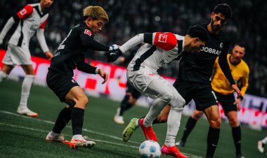 "مرموش" يساهم في فوز فرانكفورت على فرايبورغ في الدوري الألماني