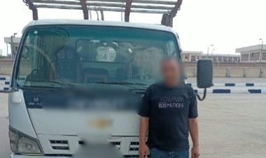 ضبط سائق سيارة نقل بالقليوبية بعد تحميل حمولة زائدة وتعريض المواطنين للخطر