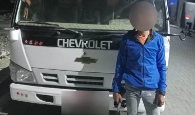 كشف ملابسات فيديو "حمولة الأخشاب الزائدة".. وضبط السائق المتهم بالقيادة برعونة في البحيرة