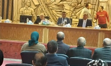 نقيب الصحفيين: جميع المسؤولين رحبوا باحتفالية مئوية الكاتب الكبير محمد عبد الجواد منصور