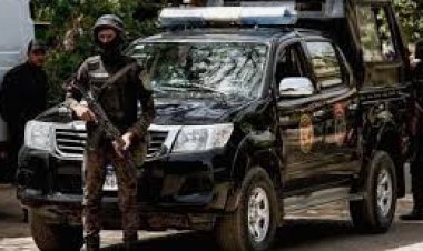 الشرطة تداهم  إستوديو تصوير تلفزيونى لتصوير فيديوهات تعليمية بدون تصريح بالهرم 