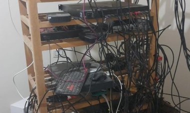 ضبط محطة بث تليفزيوني لاسلكية بدون ترخيص بالمنوفية