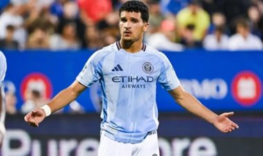 أحمد حسن: "منصف بقرار" وقع للأهلي والإعلان الرسمي الأسبوع المقبل