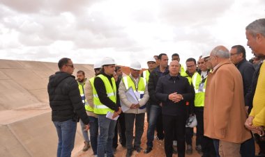 وزير النقل يتفقد مواقع العمل بمشروع الخط الثاني للقطار الكهربائى السريع