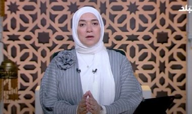 دينا أبو الخير: الابتلاء مش غضب من ربنا.. والمحن بتفتح ليك أبواب الخير