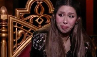 إيناس عز الدين تكشف عن خطأ طبي كاد يفقدها البصر: "عيني بتتدهور ومهددة بالجراحة"