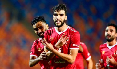 الزمالك ينافس الأهلي على ضم وليد أزارو.. وكيل اللاعب يكشف التفاصيل