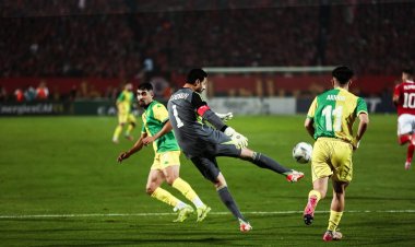 بعد استبداله أمام شبية القبائل.. طبيب الأهلي يكشف تفاصيل إصابة الشناوي