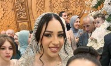 هجوم شرس على ابنة الشيخ رمضان عبد الرازق  بسبب  خلعها للحجاب بحفل زفافها