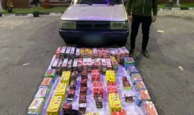 ضبط 53 ألف قطعة ألعاب نارية فى البساتين وفيصل قبل ترويجهم 