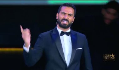 محمد الشرنوبي مفاجأة حفل افتتاح الجونة بأغنية مستوحاة من أغاني أفلام قديمة