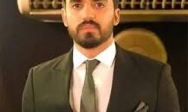 إسلام جمال يشيد بتجربته مع شريف منير في «رأس الأفعى»: نجم هايل وعقل مدبر