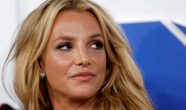 بسبب حرائق لوس انجلوس.. النجمة بريتني سبيرز تهرب من قصرها المقدر بـ 7.4 مليون دولار 