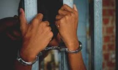 القبض على المتهم بالتحرش بفتاة داخل «أتوبيس»  بالقاهرة 