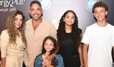 العرض الخاص لفيلم الشاطر.. شاهد أمير كرارة رفقة عائلته ونجوم العمل «صور»