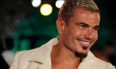 عمرو دياب يتعاقد مع "سوني" لعرض أعماله حصريا