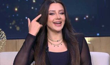 ردًا على متابع أساء لها.. رضوى الشربيني: هسيبك لربنا يجيب لي حقي