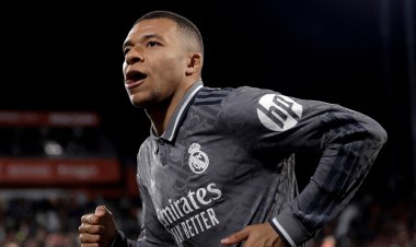 ريال مدريد يفوز على جيرونا ويقلص فارق الصدارة مع برشلونة