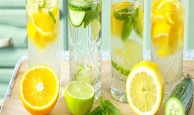 قائمة بـ«7» مشروبات صحية تُخلصك من «سموم» أكلات العيد «الدسمة»