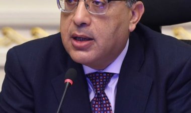 رئيس الوزراء يتابع حادث كسر خط غاز بمدينة السادس من أكتوبر